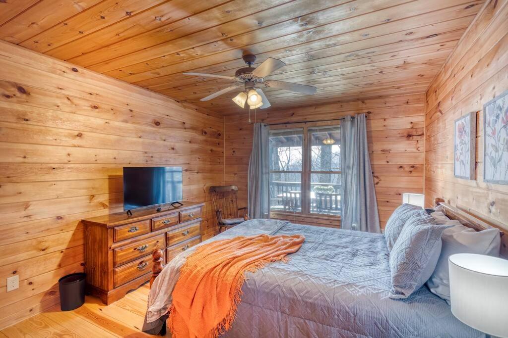 Mtn Cabin Sleeps 10 - 5 Mins To Fishing & Camping Ellijay Exterior foto