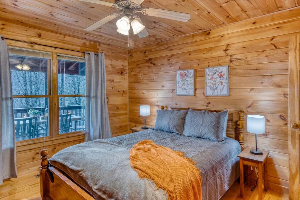 Mtn Cabin Sleeps 10 - 5 Mins To Fishing & Camping Ellijay Exterior foto